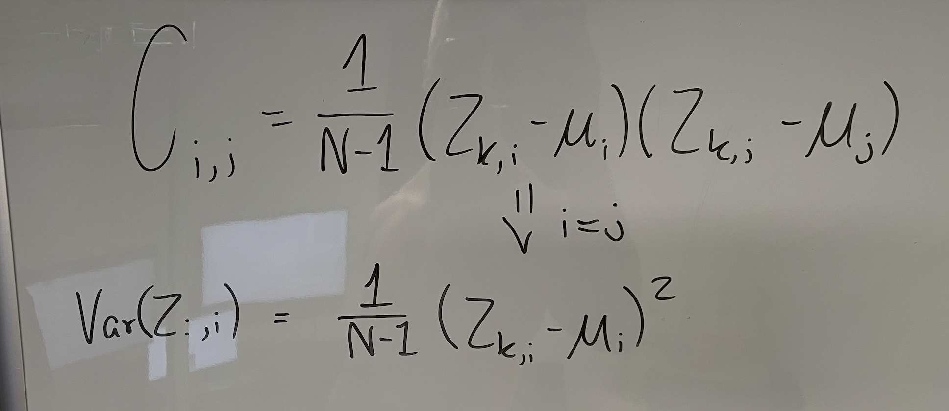 covariance-of-same-dimension-equaling-variance